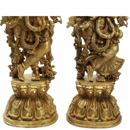 ब्रैसुरा® राधा कृष्ण दिव्य युगल | शुद्ध पीतल | ऊंचाई 47 इंच | वजन: 110 किलोग्राम
