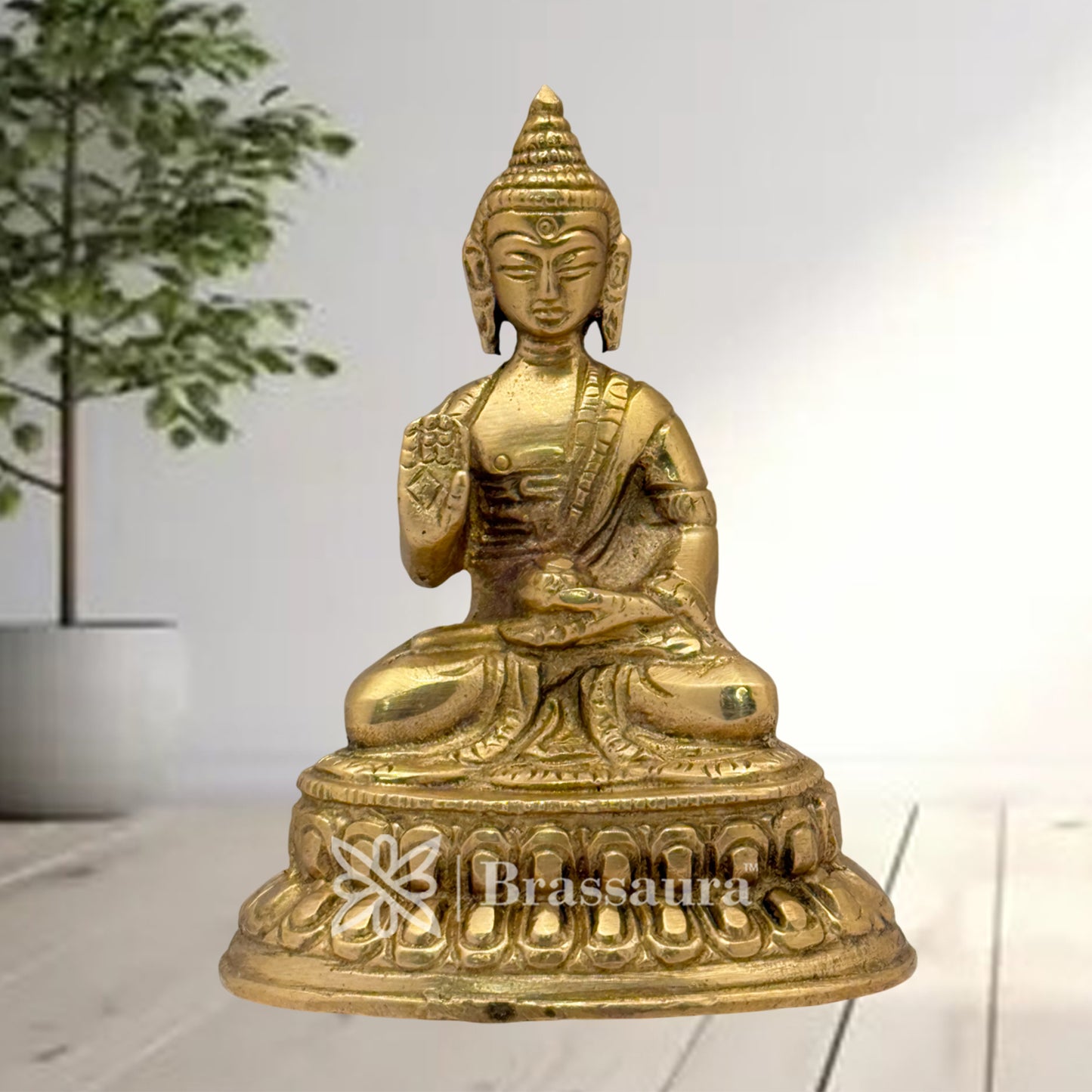 Brass Meditative Buddha Idol for Home and Decor Weight .4 Kg Height 10 cm