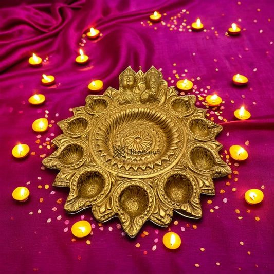 Brass 10 Wick Lakshmi Ganesha Diya Weight 2.7 Kg & Height 4 Inch