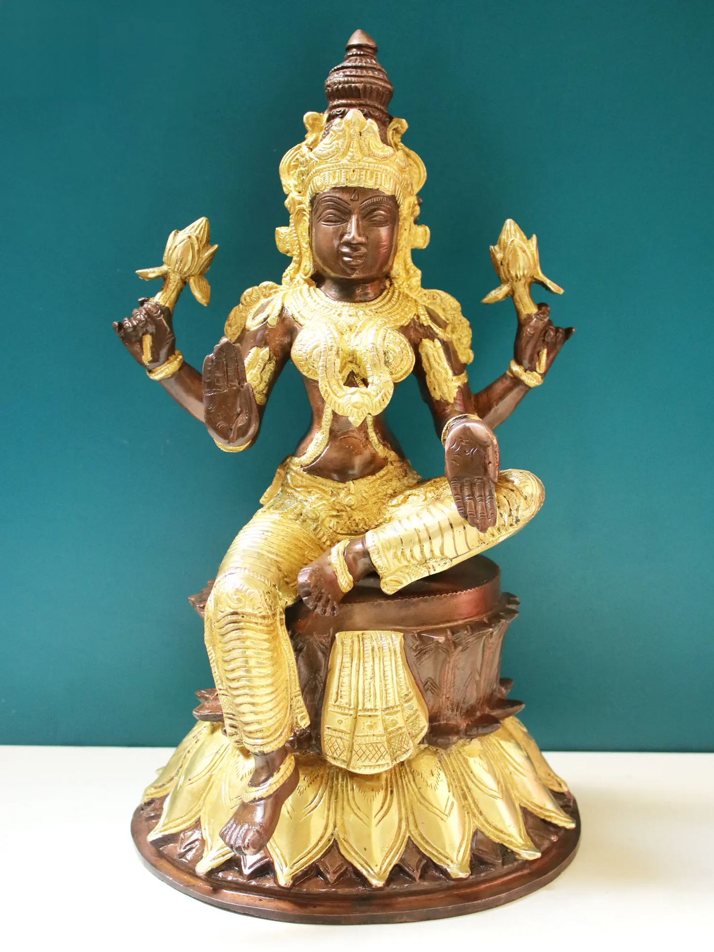 Brassaura® Brass Goddess Lakshmi Statue | Height 14 Inches & Weight 7.70 kg