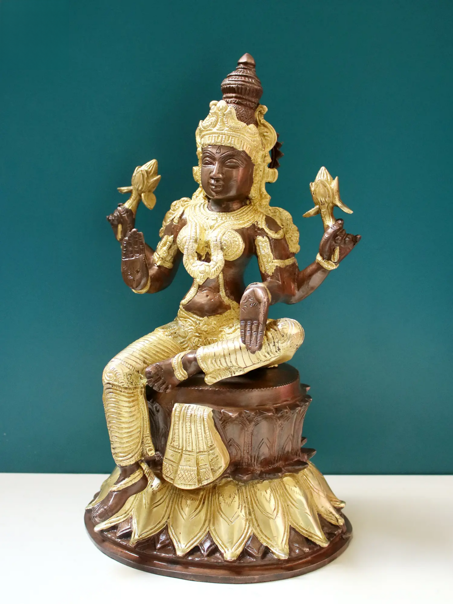 Brassaura® Brass Goddess Lakshmi Statue | Height 14 Inches & Weight 7.70 kg