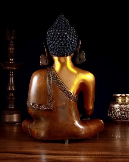 Brass Bhumisprasa Buddha Statue Weight 6.6 kg & Height 7.5 Inch