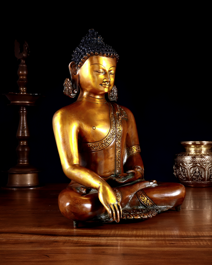 Brass Bhumisprasa Buddha Statue Weight 6.6 kg & Height 7.5 Inch