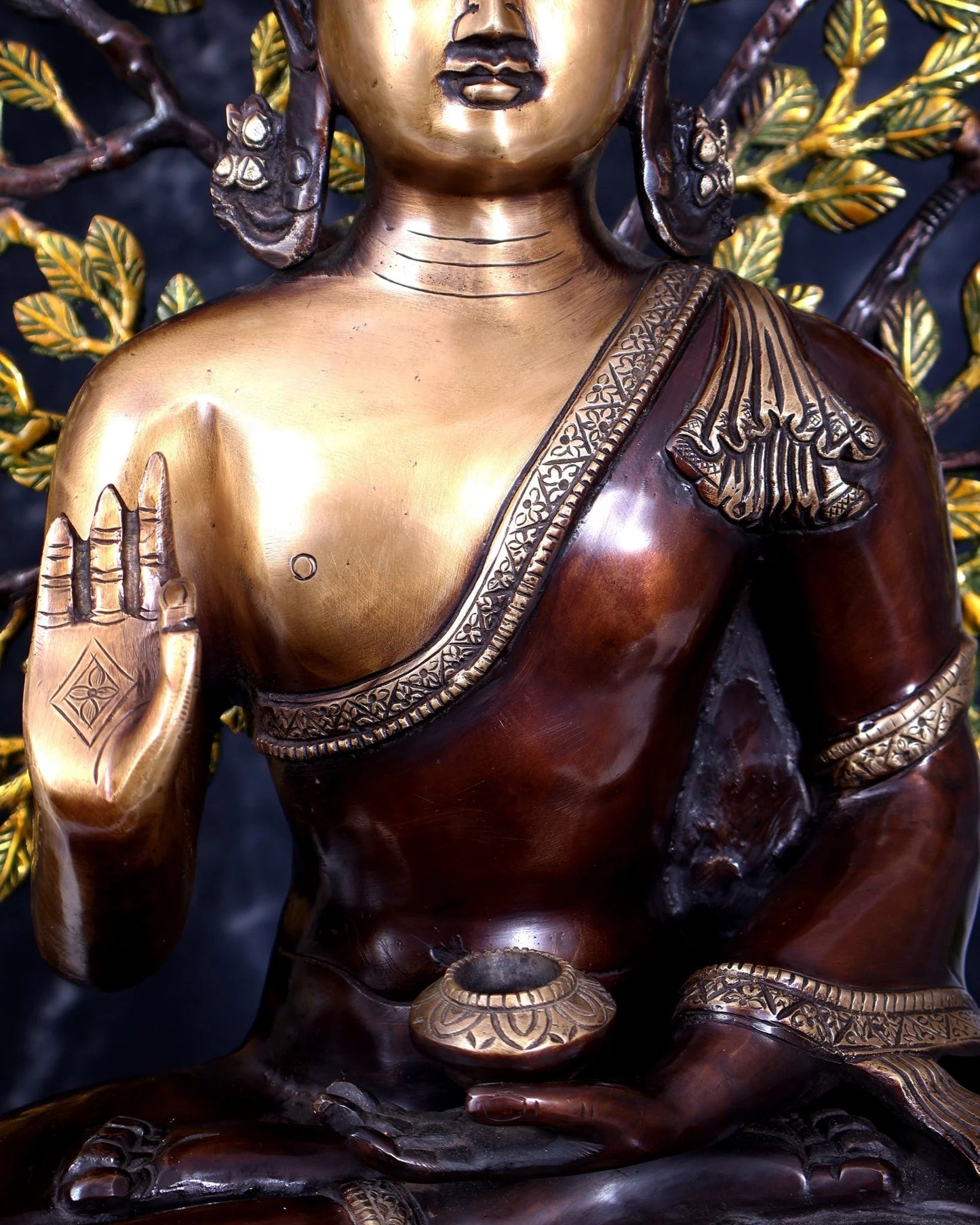 Brassaura® Buddha Meditation Idol with Kalpavriksha Tree and Three-Tone Heat-Treated Finish | Pure Superfine Brass Handcrafted Murti | Brass Statue for Home Temple, Pooja Room | Height 26 Inches | Weight 23.5 Kgs