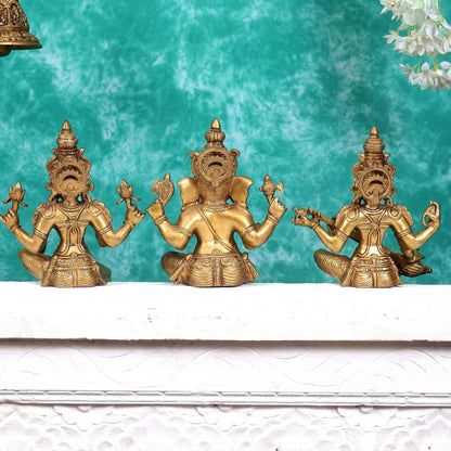 ब्रासोरा® वृंदावन वेणुगोपाल कृष्ण पीतल की प्रतिमा मोर के साथ | एंटीक नीला और सुनहरा रंग | ऊँचाई 20 इंच