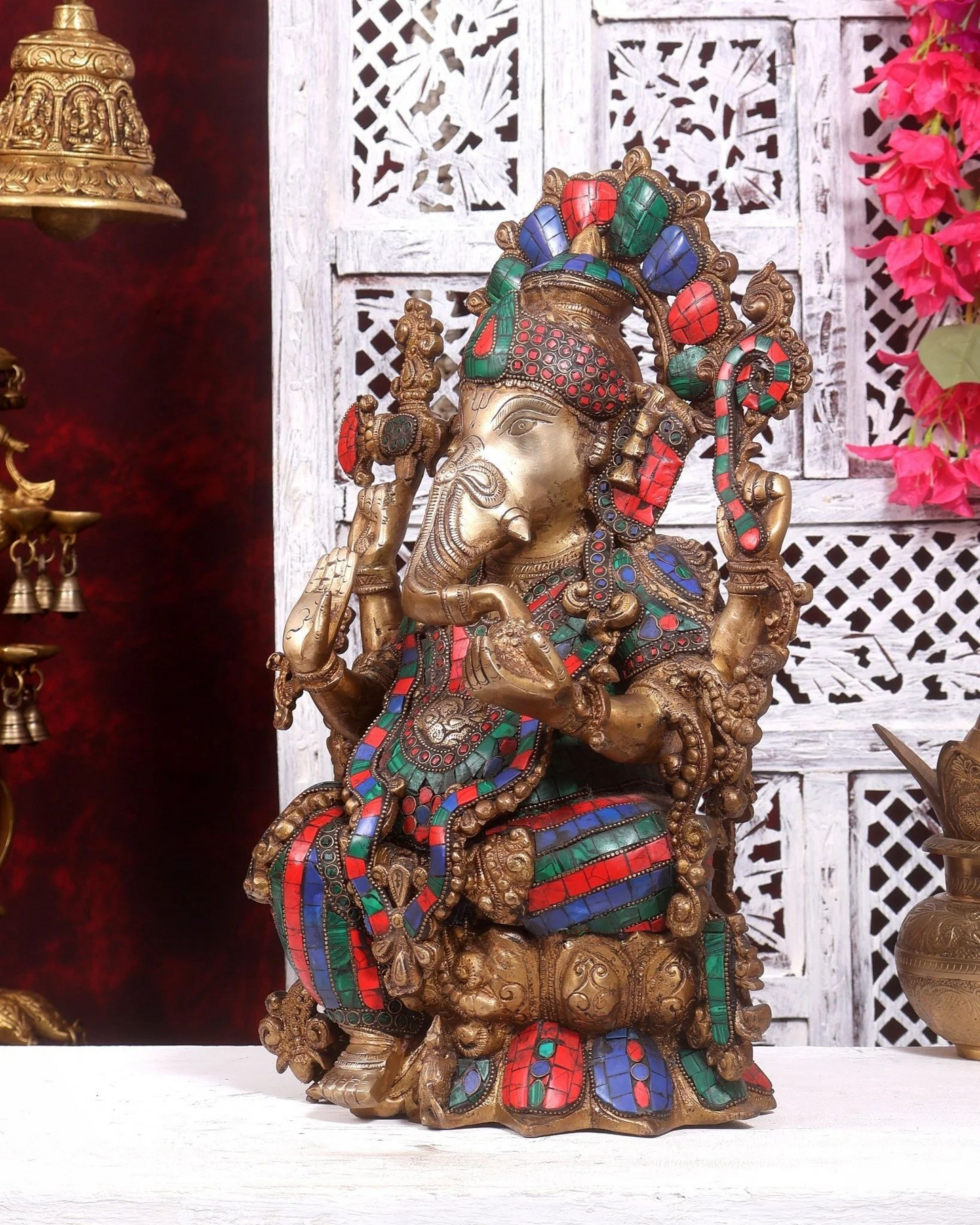ब्रासोरा® वृंदावन वेणुगोपाल कृष्ण पीतल की प्रतिमा मोर के साथ | एंटीक नीला और सुनहरा रंग | ऊँचाई 20 इंच