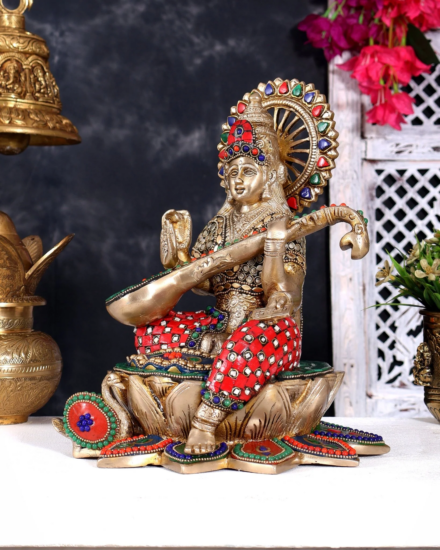 ब्रासोरा® वृंदावन वेणुगोपाल कृष्ण पीतल की प्रतिमा मोर के साथ | एंटीक नीला और सुनहरा रंग | ऊँचाई 20 इंच