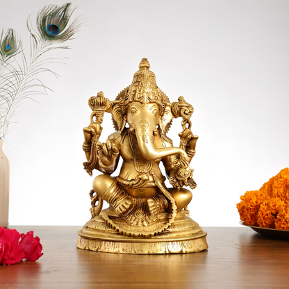 ब्रसौरा® शुद्ध पीतल से हस्तनिर्मित भगवान गणेश की मूर्ति | बारीक नक्काशीदार | ऊँचाई 10.5 इंच
