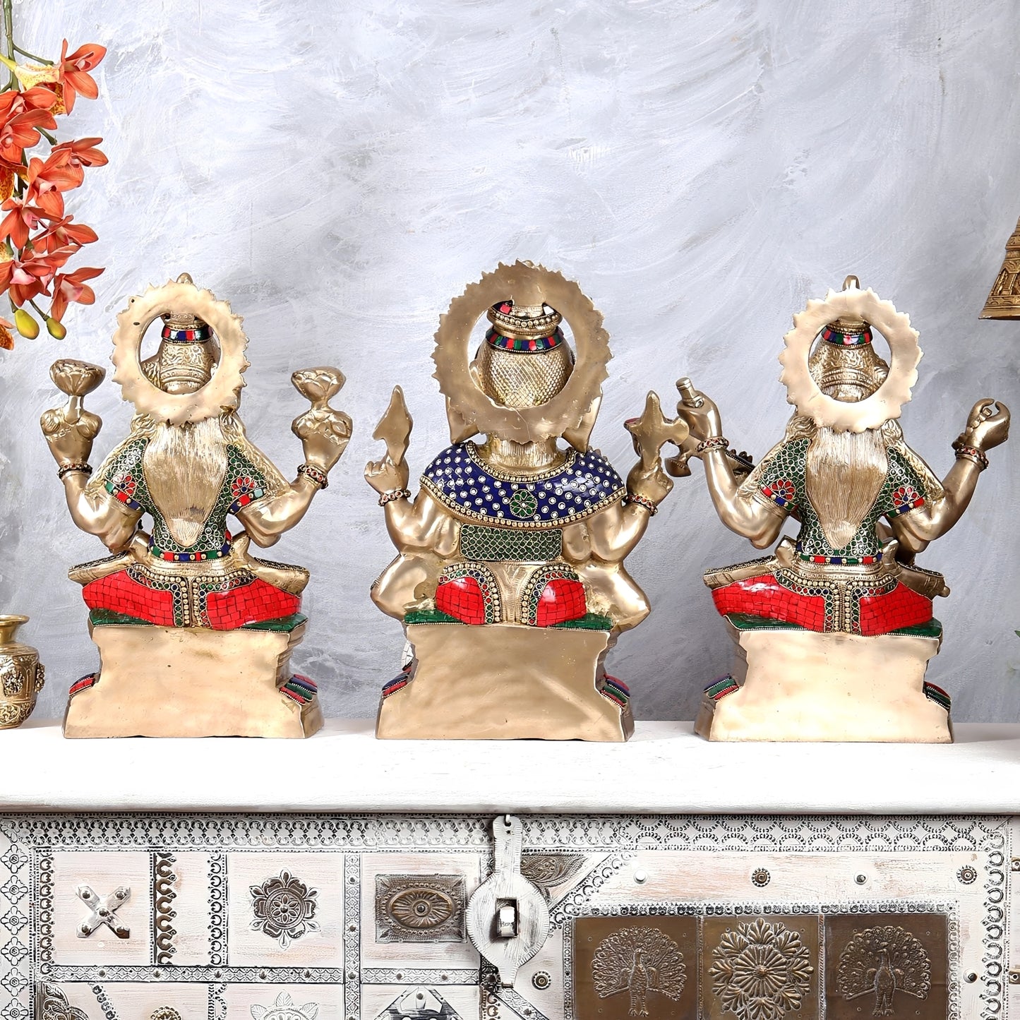 ब्रासोरा® वृंदावन वेणुगोपाल कृष्ण पीतल की प्रतिमा मोर के साथ | एंटीक नीला और सुनहरा रंग | ऊँचाई 20 इंच