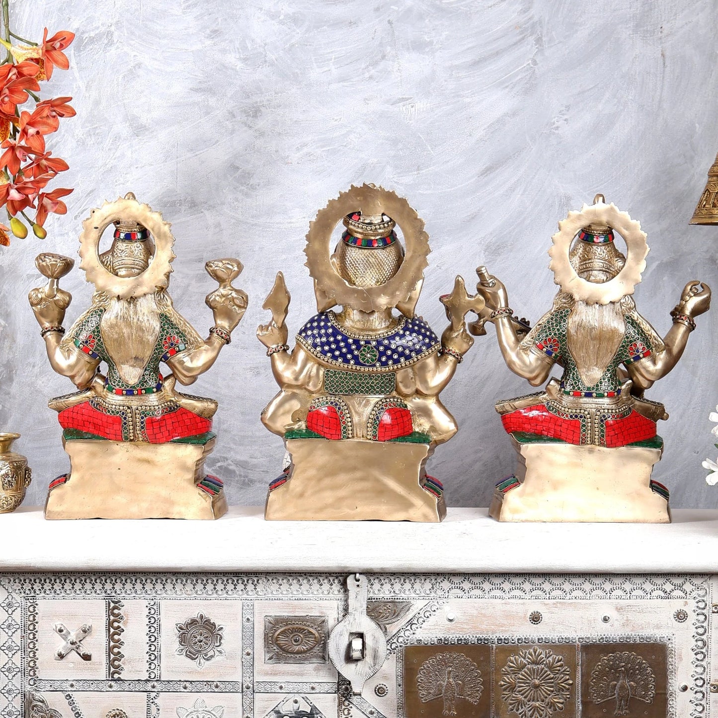 ब्रासोरा® वृंदावन वेणुगोपाल कृष्ण पीतल की प्रतिमा मोर के साथ | एंटीक नीला और सुनहरा रंग | ऊँचाई 20 इंच