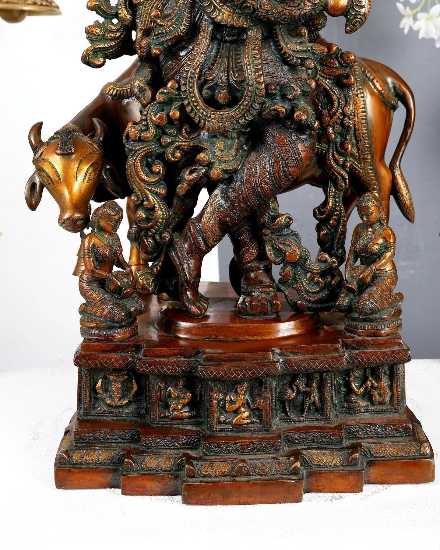 Brassaura® Premium Brass Lord Krishna Playing Flute with Sacred Cow Idol | Handcrafted Antique Finish Krishna Murti for Home Temple & Spiritual Décor | Height 29 Inches | Weight 35 Kgs