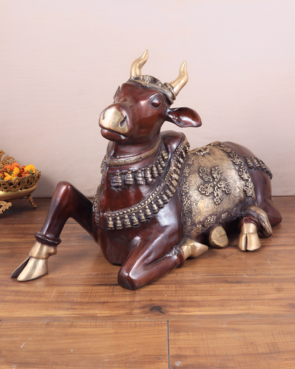 Brassaura™ Antique Brass Nandi Sculpture – Height 21.5" & Weight 30 Kgs | Vintage Patina Finish