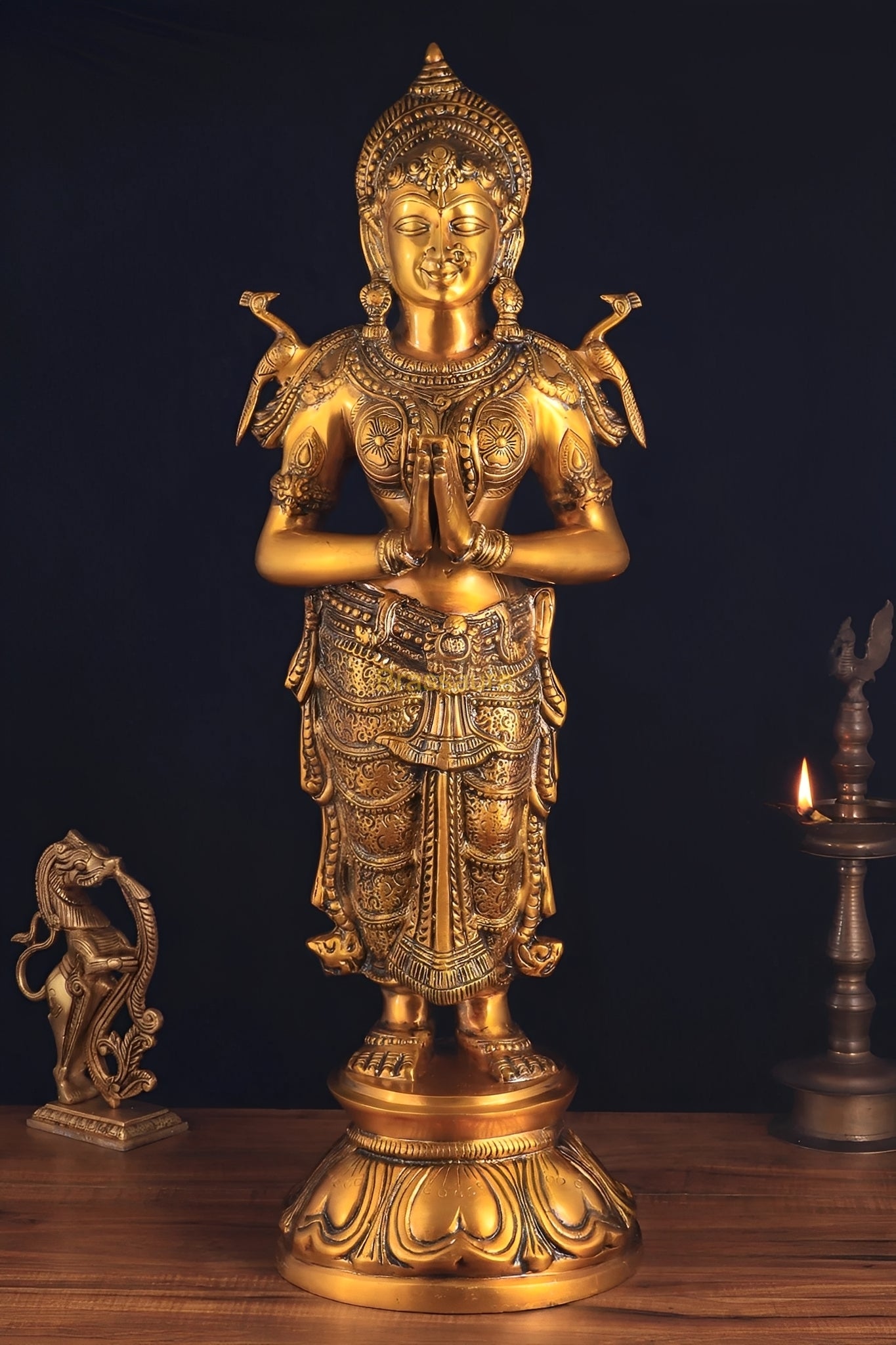 Brassaura™ Brass Welcome Namaste Lady Statue – Height 30.5 Inches & Weight 14.5 Kgs | Elegant Entrance & Home Décor