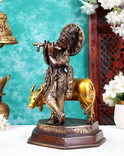 ब्रासोरा® वृंदावन वेणुगोपाल कृष्ण पीतल की प्रतिमा मोर के साथ | एंटीक नीला और सुनहरा रंग | ऊँचाई 20 इंच