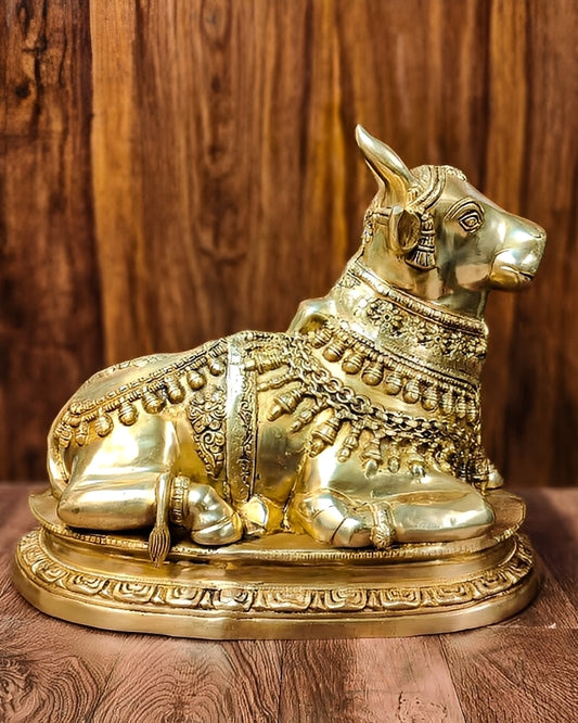 Brassaura™ Brass Nandi Sculpture – Height 16.5 Inches & Weight 19.5 Kgs | Traditional Temple Idol