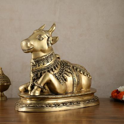 Brassaura™ Brass Nandi Sculpture in Antique Vintage Tone – Height 16.5 Inches & Weight 19.5 Kgs | Spiritual Home & Temple Décor