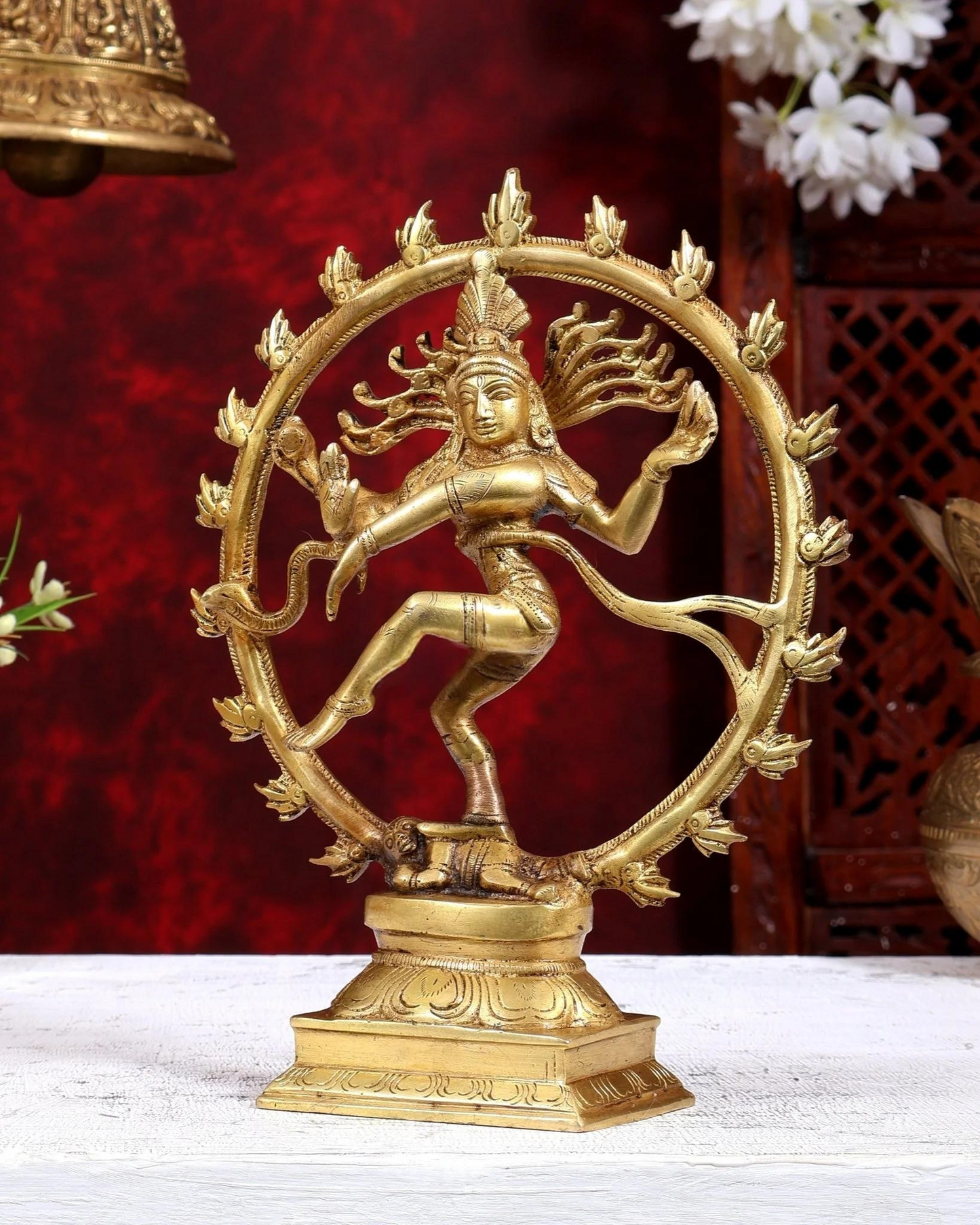 Brassaura® Nataraja Dancing Shiva Idol with Gold Tone Finish | Pure Superfine Brass Handcrafted Murti | Brass Statue for Home Temple, Pooja Room | Height 9.2 Inches | Weight 1.3 Kgs