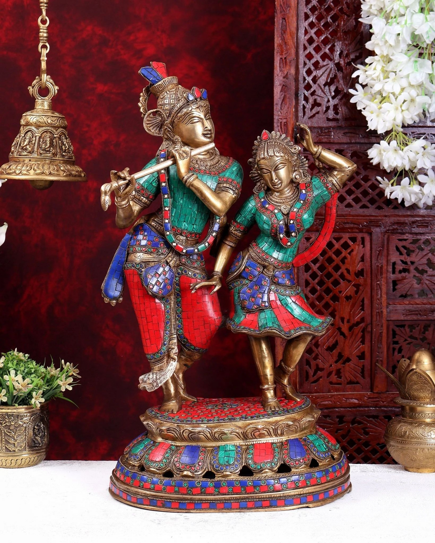 ब्रासोरा® वृंदावन वेणुगोपाल कृष्ण पीतल की प्रतिमा मोर के साथ | एंटीक नीला और सुनहरा रंग | ऊँचाई 20 इंच