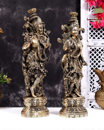 ब्रासोरा® वृंदावन वेणुगोपाल कृष्ण पीतल की प्रतिमा मोर के साथ | एंटीक नीला और सुनहरा रंग | ऊँचाई 20 इंच