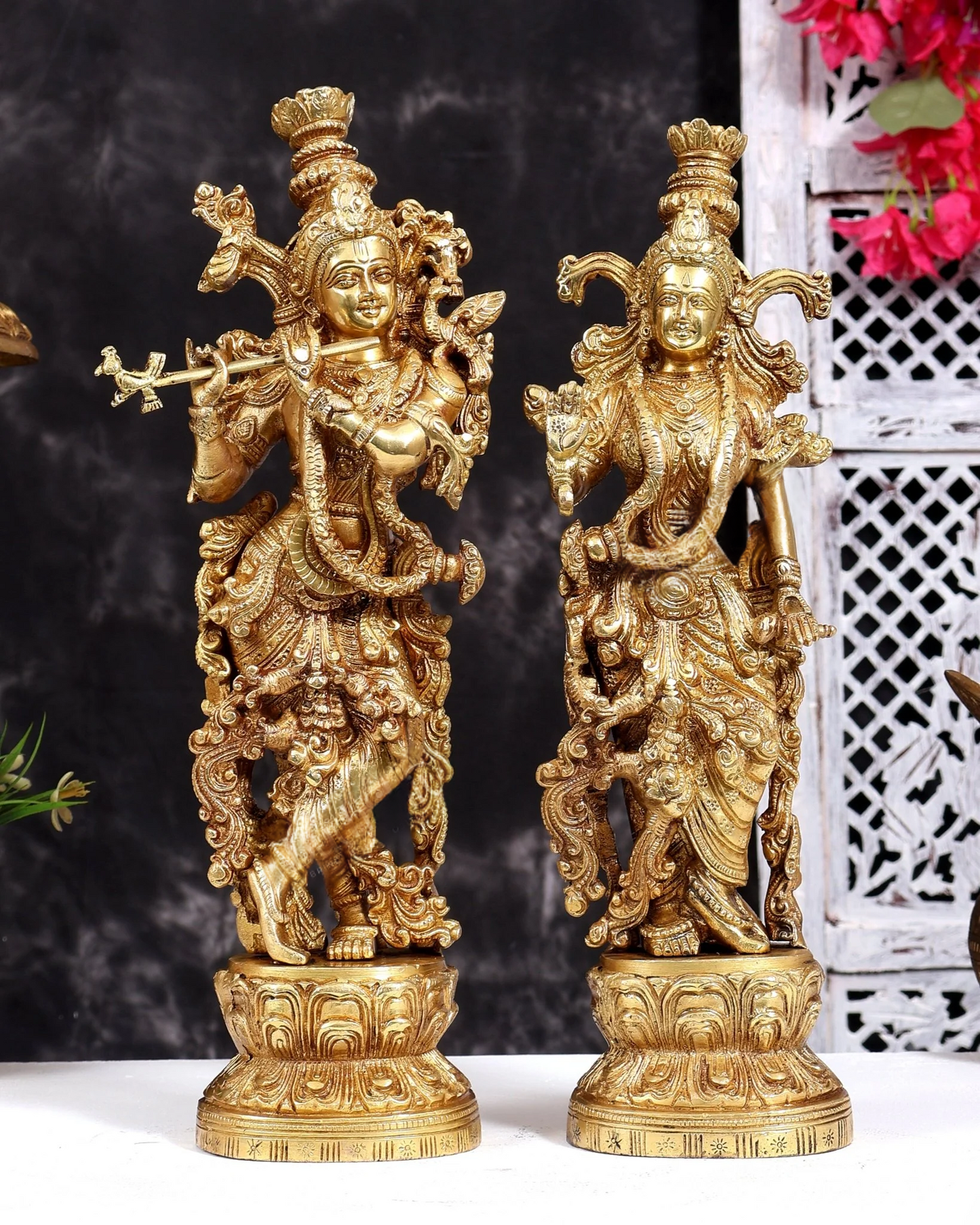 Brassaura® Radha Krishna Standing Pair Idol with Natural Brass Tone Finish | Pure Superfine Brass Handcrafted Murti | Brass Statue for Home Temple, Pooja Room | Height 14 Inches | Weight 8 Kgs