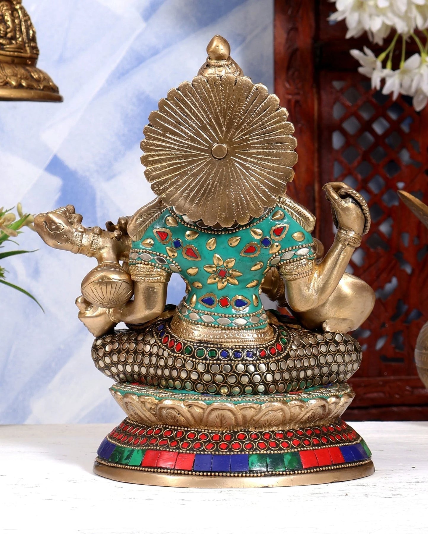 ब्रासोरा® वृंदावन वेणुगोपाल कृष्ण पीतल की प्रतिमा मोर के साथ | एंटीक नीला और सुनहरा रंग | ऊँचाई 20 इंच