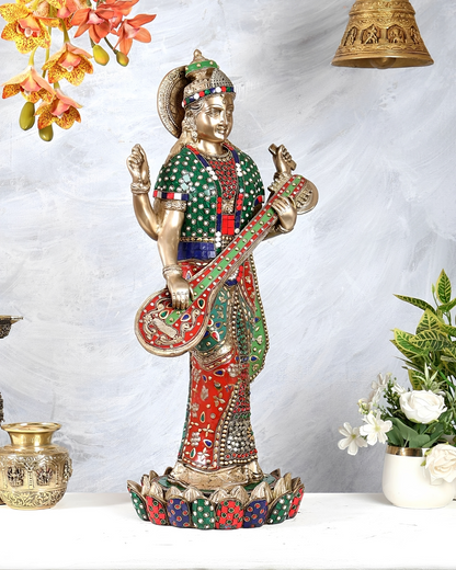 ब्रासोरा® वृंदावन वेणुगोपाल कृष्ण पीतल की प्रतिमा मोर के साथ | एंटीक नीला और सुनहरा रंग | ऊँचाई 20 इंच