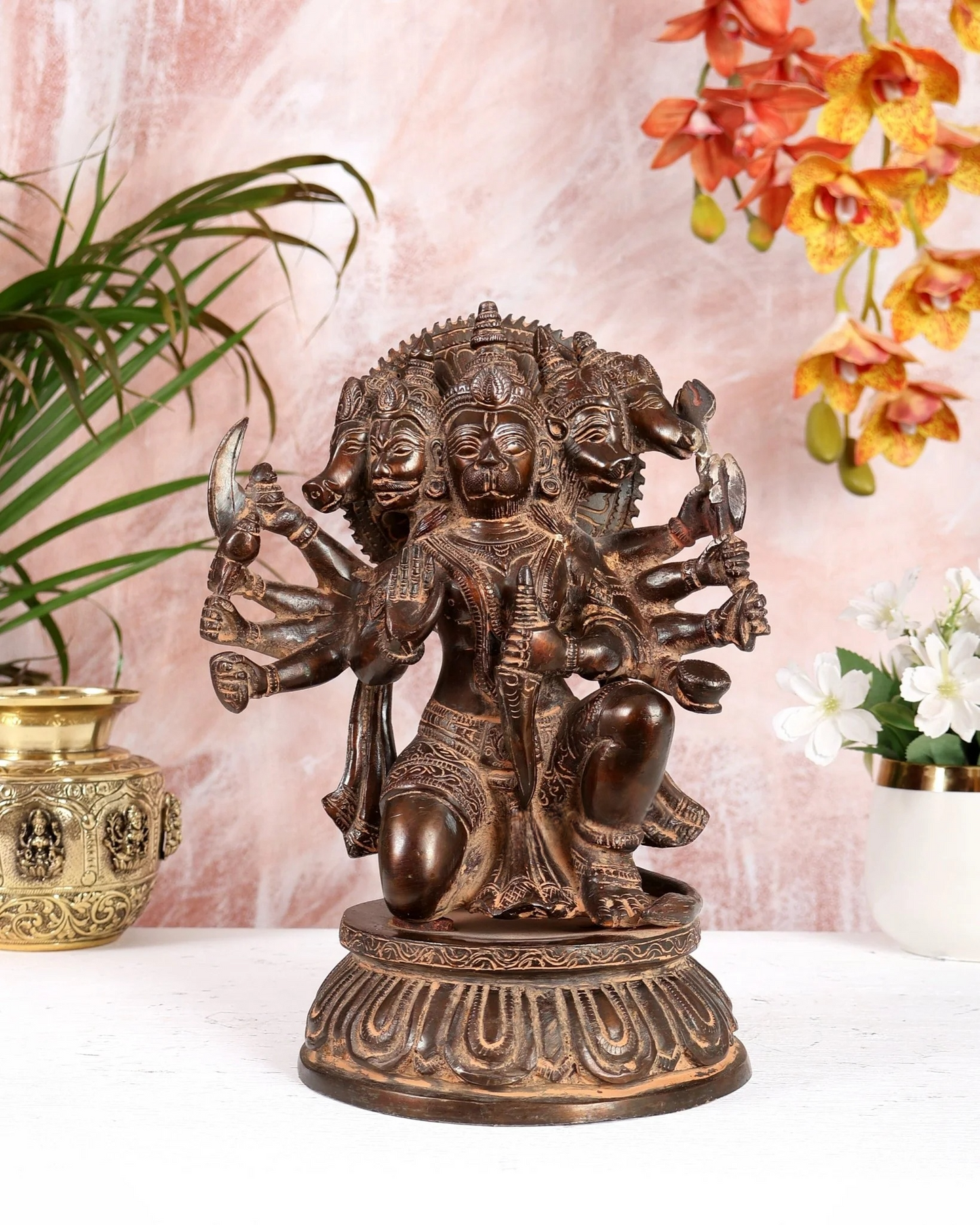 ब्रासोरा® वृंदावन वेणुगोपाल कृष्ण पीतल की प्रतिमा मोर के साथ | एंटीक नीला और सुनहरा रंग | ऊँचाई 20 इंच