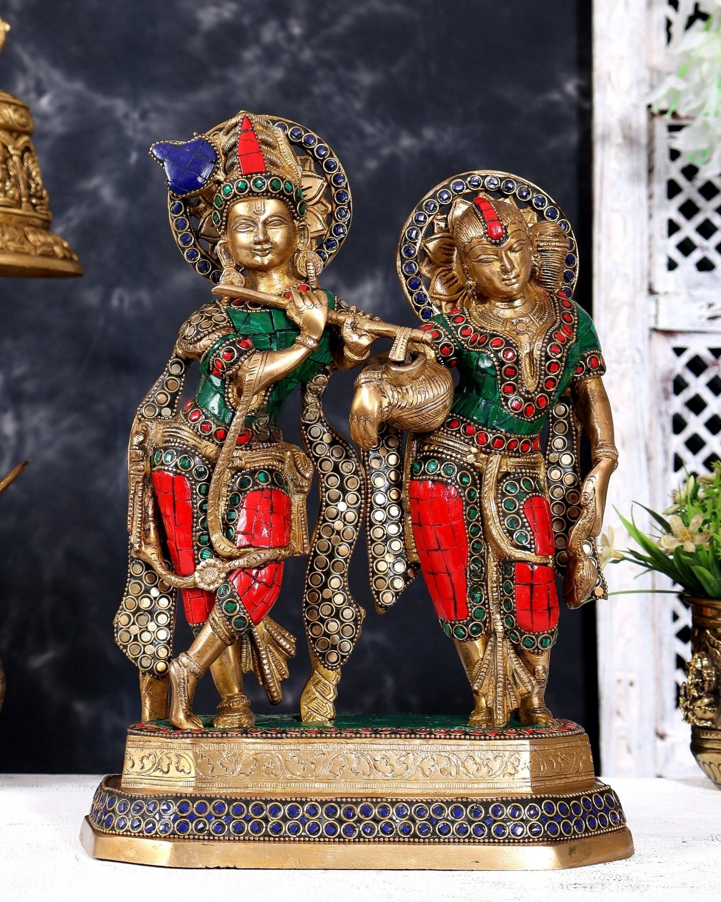 ब्रासोरा® वृंदावन वेणुगोपाल कृष्ण पीतल की प्रतिमा मोर के साथ | एंटीक नीला और सुनहरा रंग | ऊँचाई 20 इंच