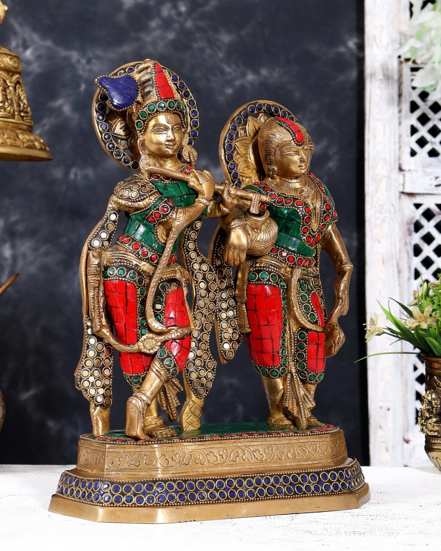 ब्रासोरा® वृंदावन वेणुगोपाल कृष्ण पीतल की प्रतिमा मोर के साथ | एंटीक नीला और सुनहरा रंग | ऊँचाई 20 इंच