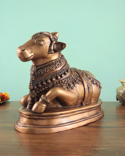 Brassaura™ Handcrafted Brass Nandi Statue – Height 13.5" & Weight 10.5 Kgs | Vintage Detailing