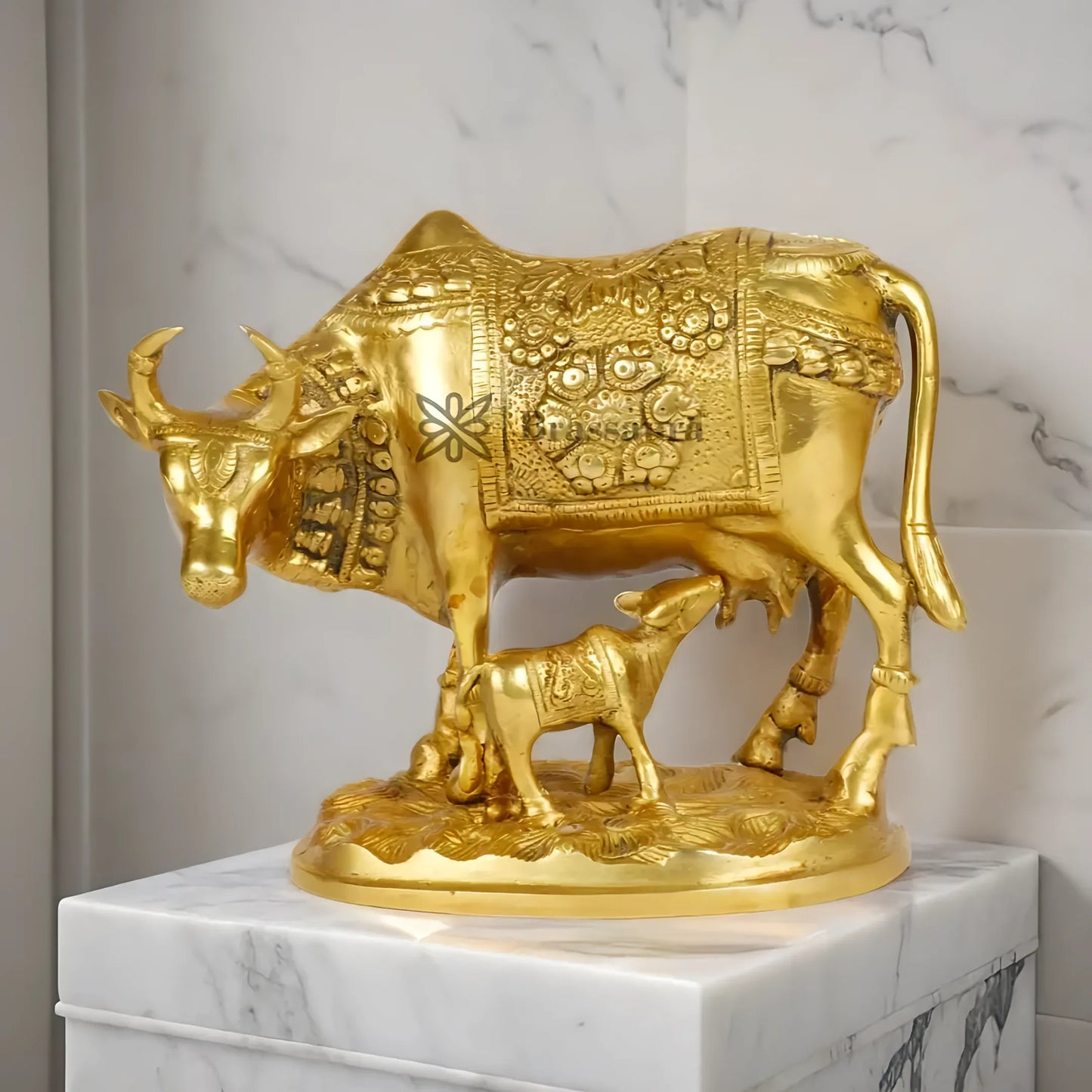 Brassaura™ Brass Kamdhenu Cow & Calf Idol – Height 9.2 Inches & Weight 2.8 Kgs | Temple Room & Worship Accent