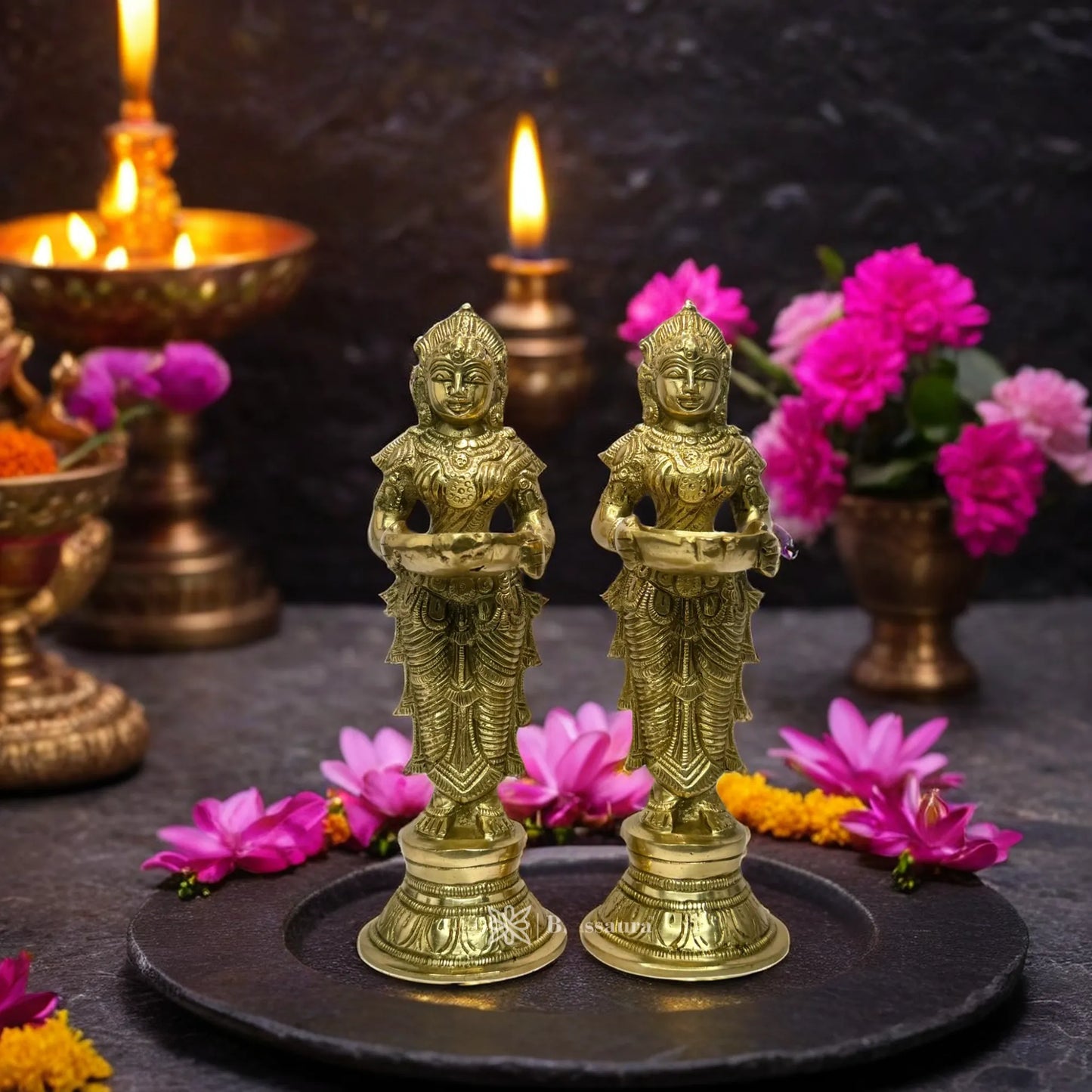 Brassaura™ Brass Deep Laxmi Pair Holding Oil Diya – Height 10 Inches & Weight 3 Kgs | Home & Puja Décor