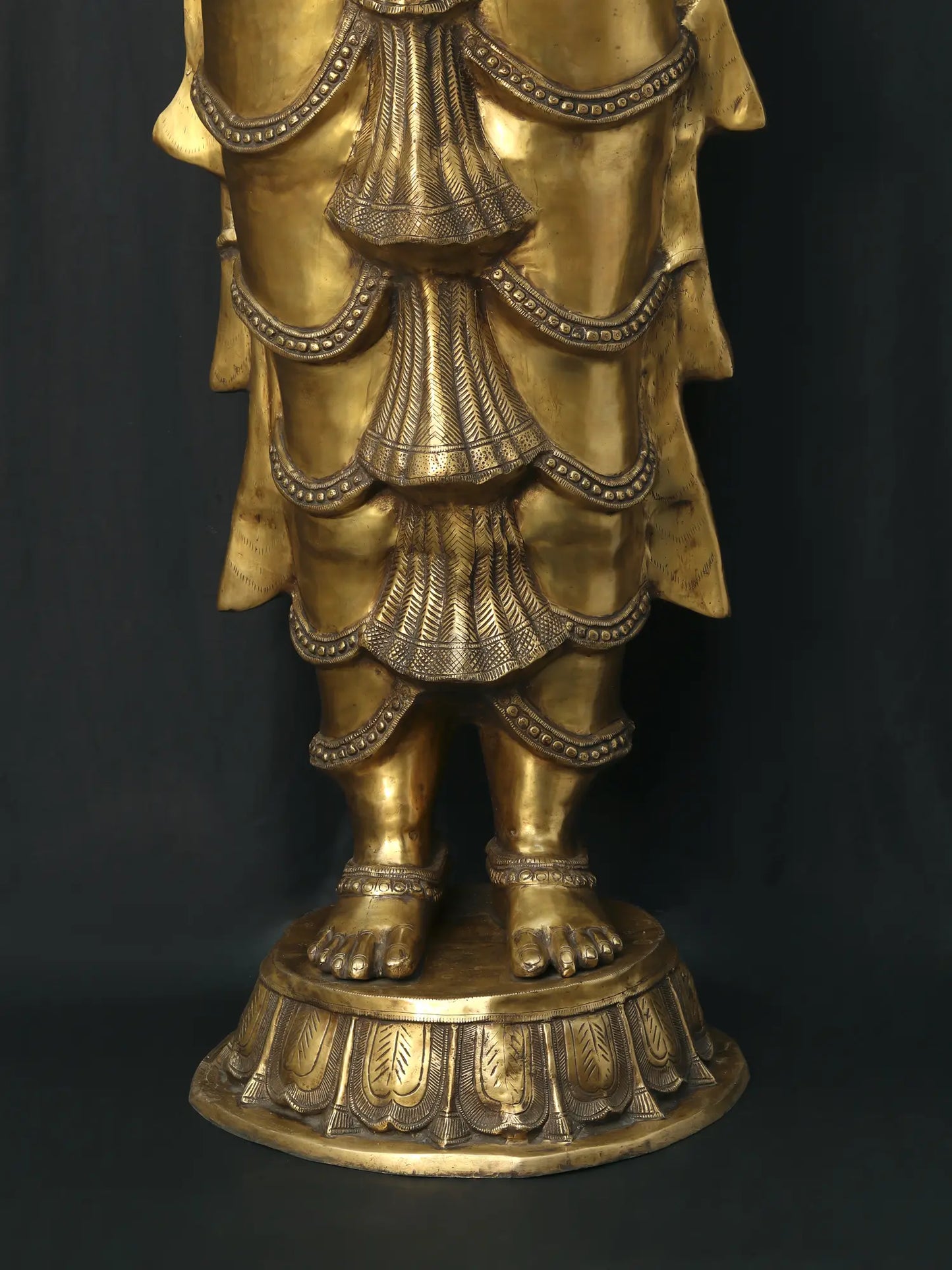 ब्रासुरा® बड़े आकार की दीपलक्ष्मी | शुद्ध पीतल की मूर्ति | ऊँचाई 37 इंच और वज़न 125.30 किग्रा