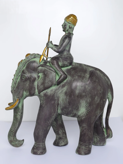 ब्रासोरा® हाथी पर आदिवासी सवार | एंटीक फ़िनिश ब्रास मूर्तिकला | ऊंचाई 16.5 इंच और वज़न 11.35 किग्रा