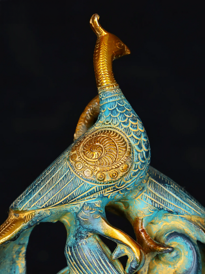 ब्रैसौरा® नीला और सुनहरा मोर सजावटी मूर्ति | पीतल कला मूर्तिकला | ऊंचाई 12 इंच और वज़न 3.65 किलोग्राम