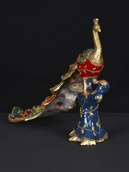 ब्रासोरा® सजावटी मोर पेड़ के तने पर | जड़ाई के काम के साथ शुद्ध पीतल | ऊंचाई 8.3 इंच और चौड़ाई 11.4 इंच