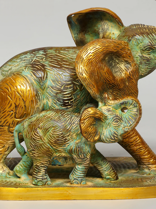 ब्रासुर्रा® हाथी शावक के साथ | प्राकृतिक पीतल | ऊंचाई 11.4 इंच और वज़न 8.17 किलोग्राम