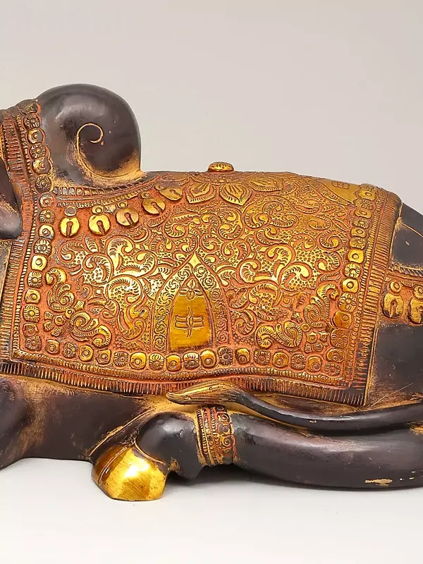 Brassaura™ Brass Nandi Statue | Height 10 Inches & Weight 10.49 kg