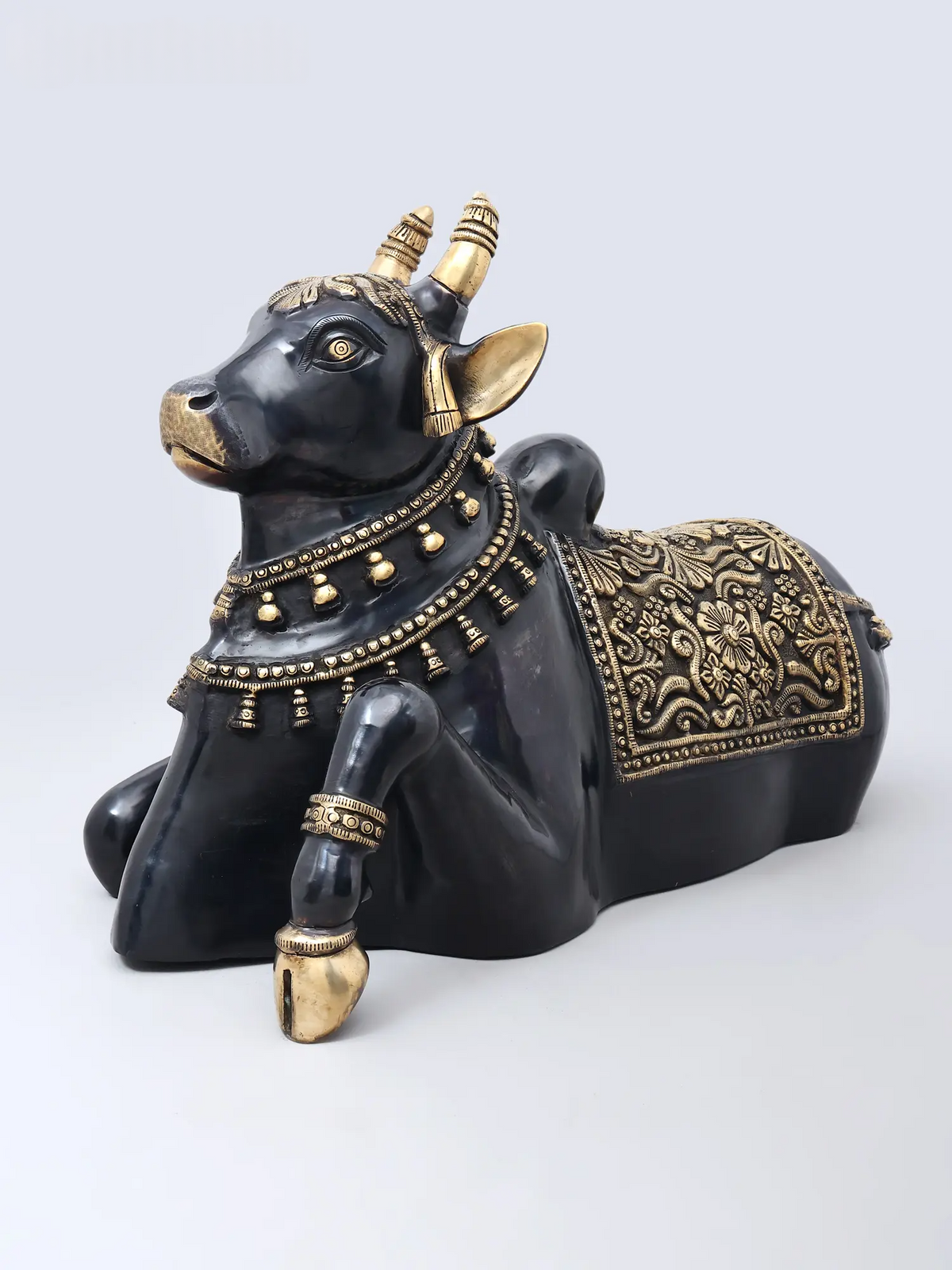 Brassaura® Nandi Reclining Idol with Antique Black & Gold Finish | Pure Superfine Brass Handcrafted Murti | Brass Statue for Home Temple, Pooja Room | Height 18 Inches | Weight 29.98 Kgs