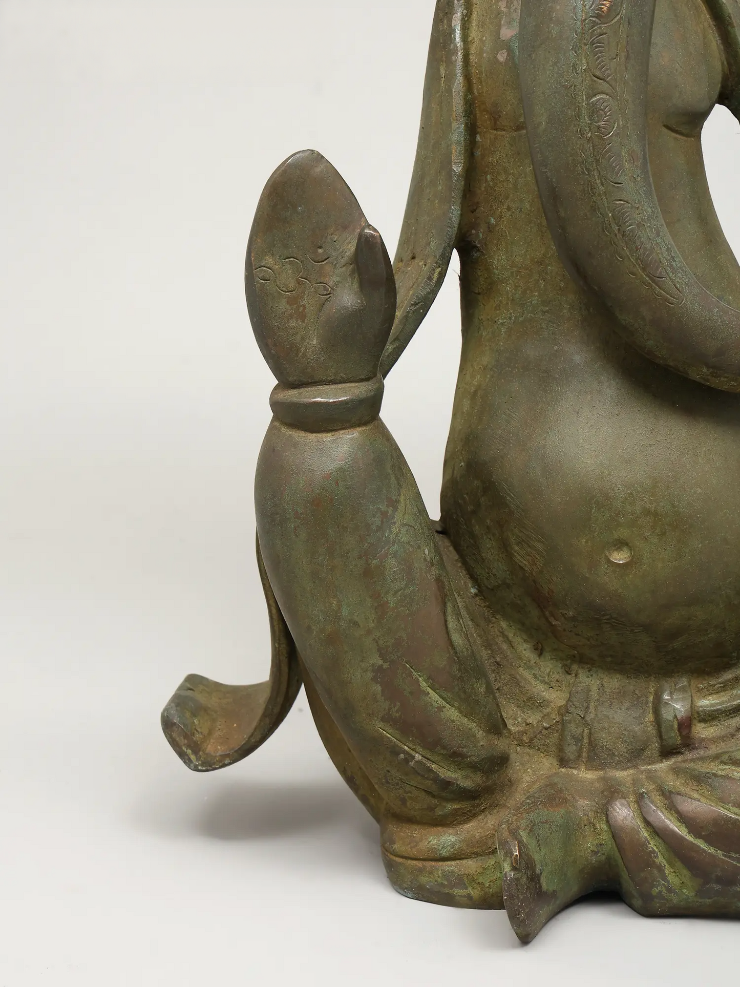 Brassaura™ Modern Brass Ganesha Statue | Height 16 Inches & Weight 9.08 kgs
