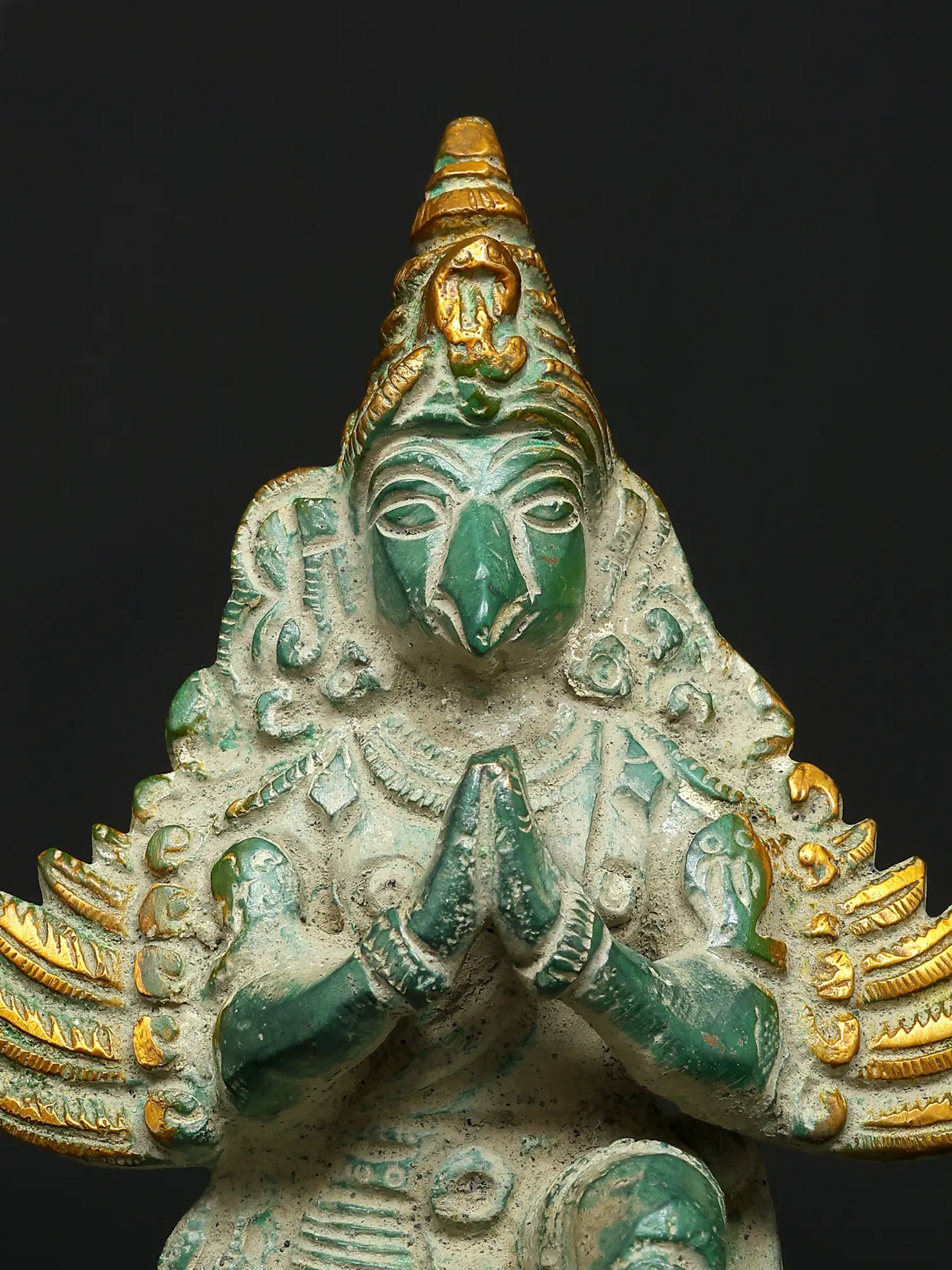 ब्रस्सौड़ा® पीतल गरुड़ मूर्ति | ऊँचाई 6 इंच और वज़न 0.90 किलो