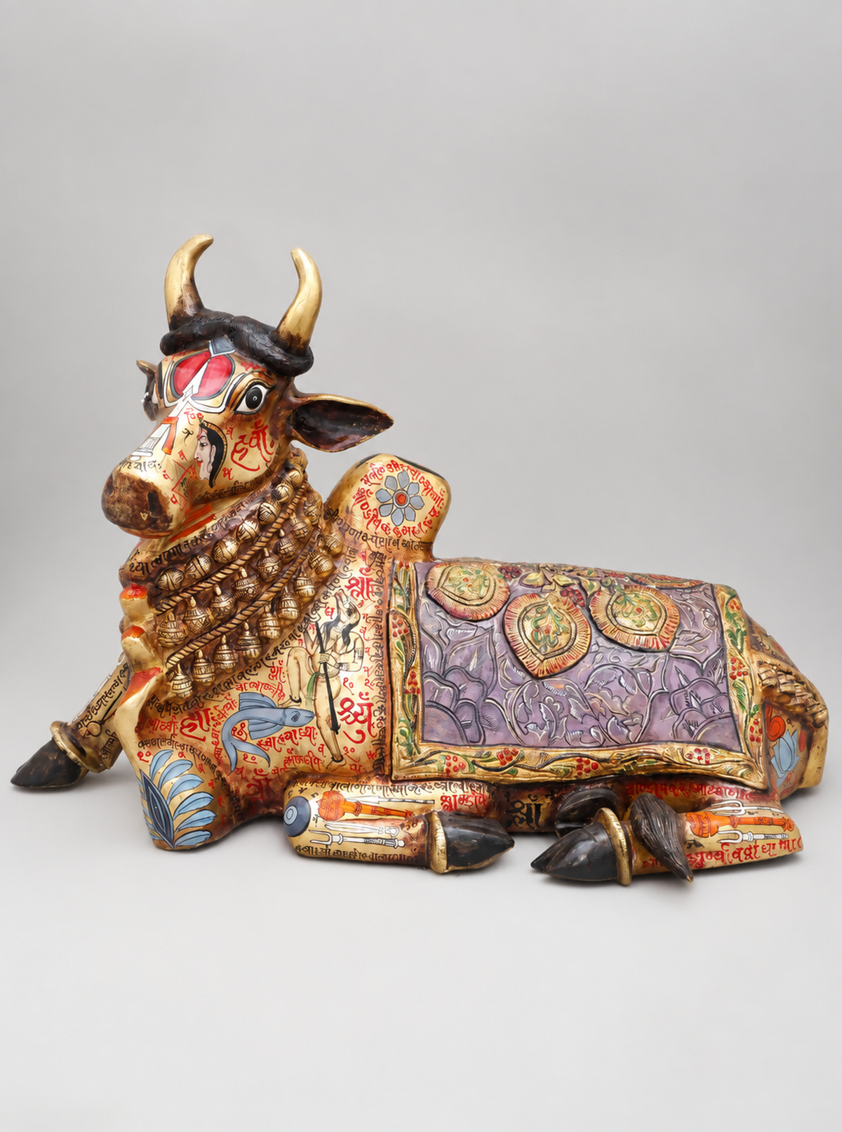 Brassaura® Nandi Sitting Idol with Multi-Color Finish | Pure Superfine Brass Handcrafted Murti | Brass Statue for Home Temple, Pooja Room | Height 17 Inches | Weight 18.57 Kgs