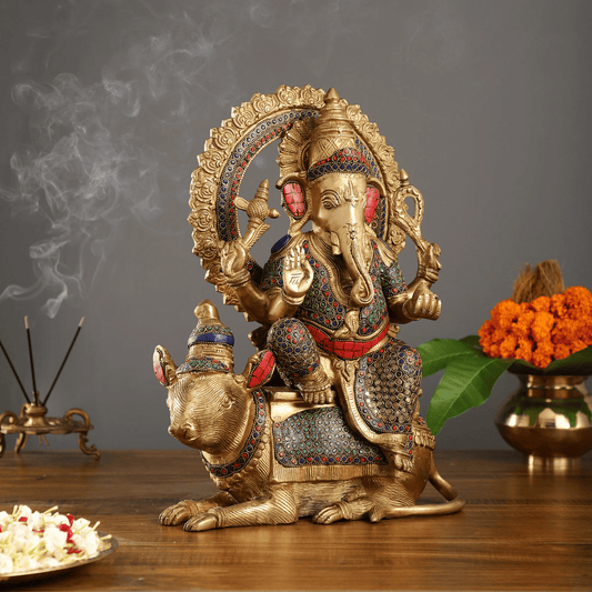 ब्रासोरा® बड़ी चूहे पर पीतल गणेश मूर्ति मीनाकारी कार्य और प्राकृतिक पत्थरों के साथ | ऊँचाई 16 इंच