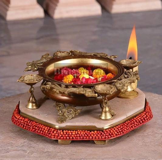 Brassaura™ Pure Brass Urli with Diyas – 5.5 kgs, 4.5 Inches Height – Traditional Decorative Bowl for Festive Home Decor
