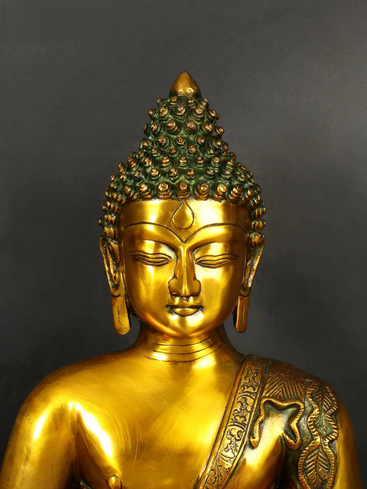 ब्रासौरा® ब्रास आसीन बुद्ध प्रतिमा | सुनहरा फिनिश | ऊंचाई 22.6 इंच और वजन 17.60 किलोग्राम