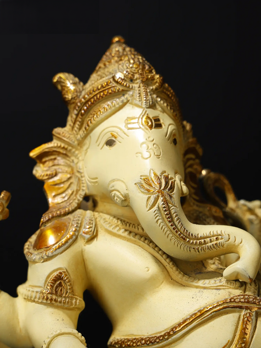 Brassaura® रंगीन आरामदायक पीतल गणेश मूर्ति घर मंदिर और लिविंग रूम की सजावट के लिए | 7.5 इंच | 4.30 किग्रा