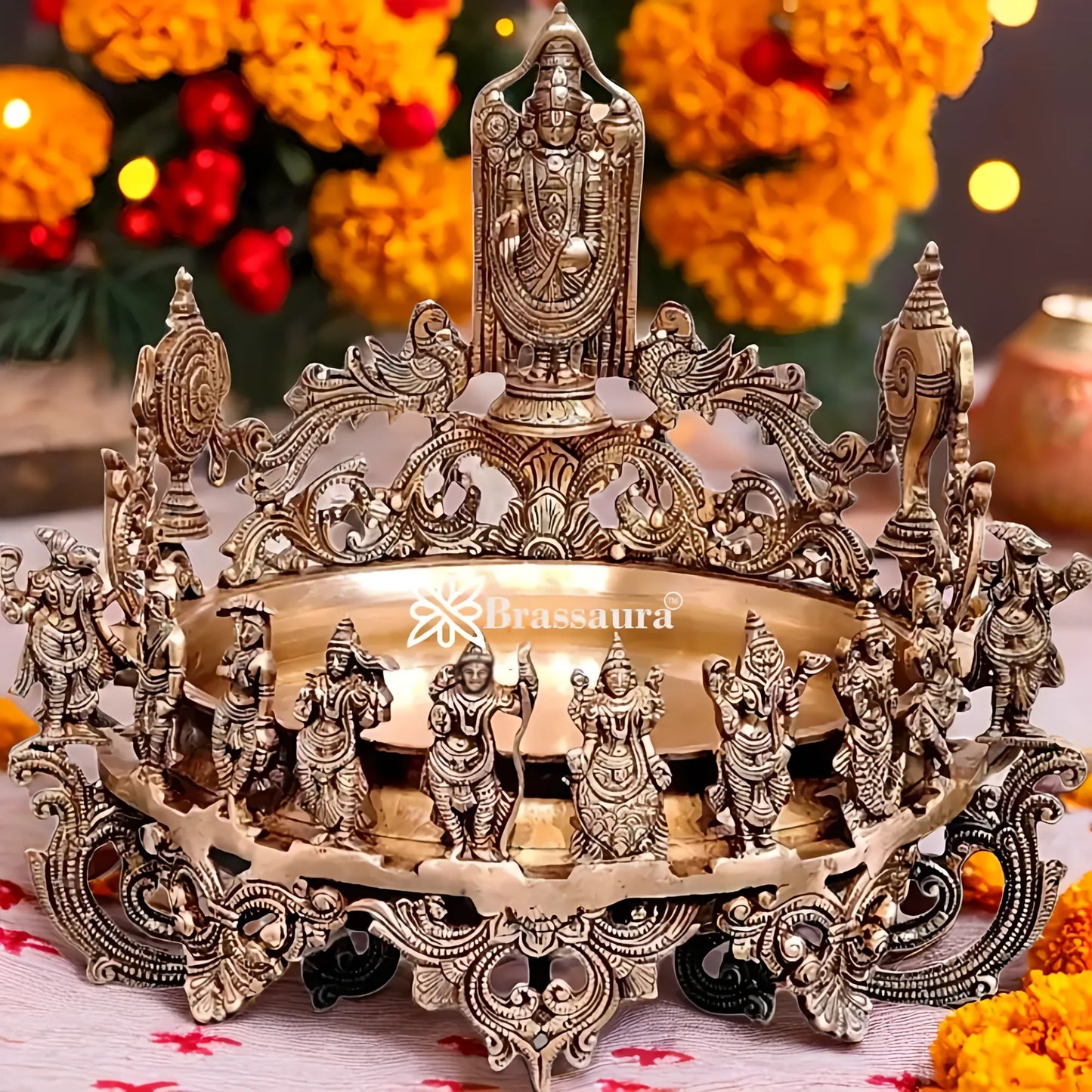 It's a large Traditional Urli with Lord tirupati balaji and 10 incarnations of Lord Vishnu. Material: Superfine Brass Height 16.5 inches Width 17 inches Depth 17 inches Weight 15 kgs