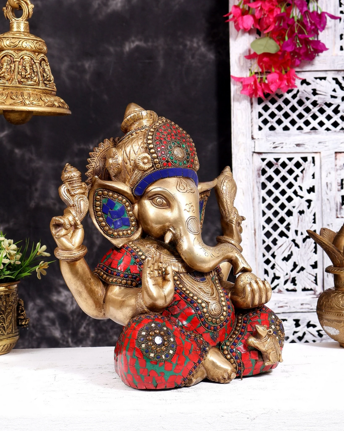 ब्रासोरा® वृंदावन वेणुगोपाल कृष्ण पीतल की प्रतिमा मोर के साथ | एंटीक नीला और सुनहरा रंग | ऊँचाई 20 इंच