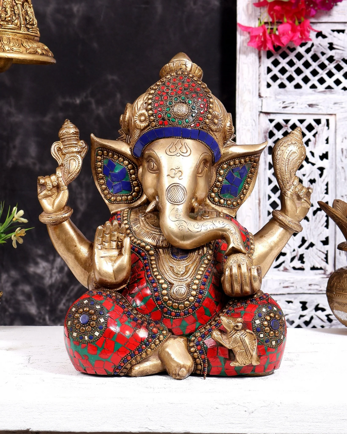 ब्रासोरा® वृंदावन वेणुगोपाल कृष्ण पीतल की प्रतिमा मोर के साथ | एंटीक नीला और सुनहरा रंग | ऊँचाई 20 इंच
