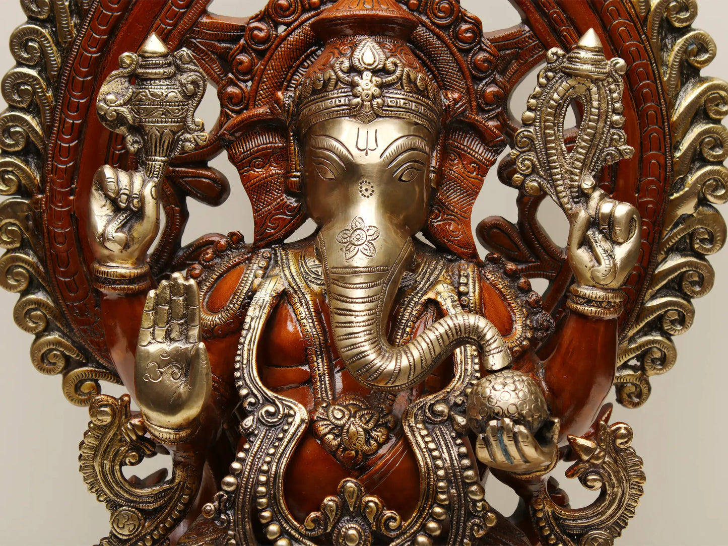 Brassaura™ Majestic Arch Ganesha in Brass | Height 25 Inches & Weight 27.75 kgs